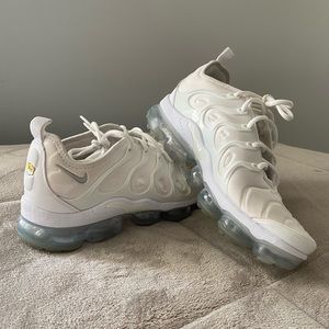 Nike Air VaporMax Plus White